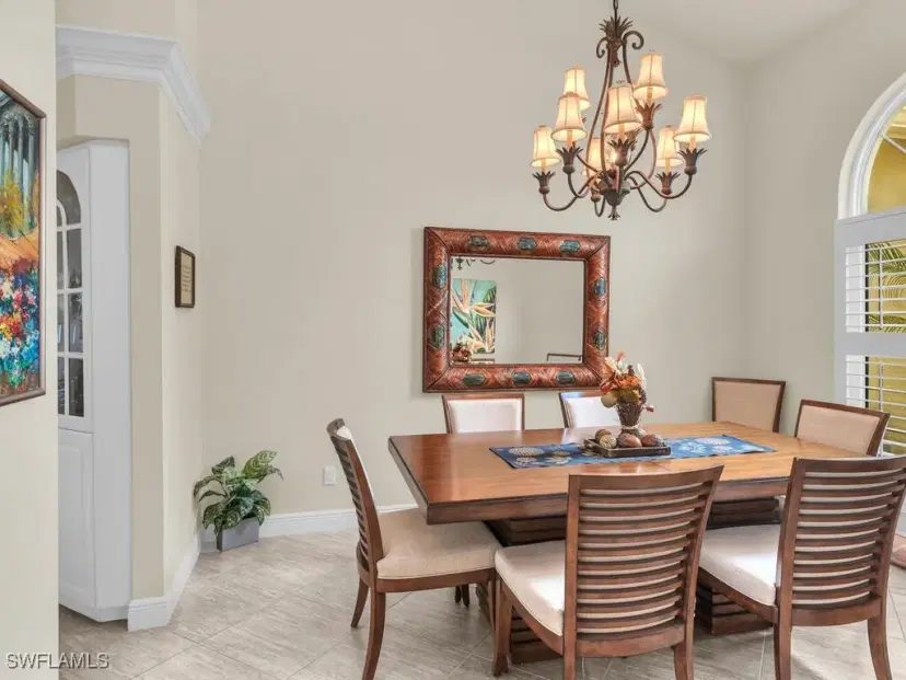 Picture of 680 Thrush Ct, Marco Island, FL 34145