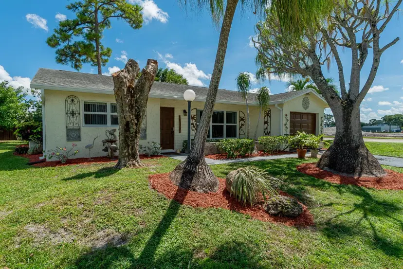 Picture of 4524 Pine Park Drive W, Lake Worth FL 33467