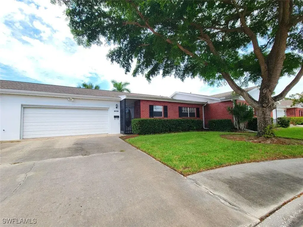Picture of 1351 Bunker Way, Fort Myers, FL 33919