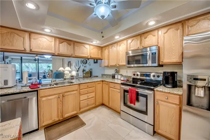 Picture of 2067 W Lakeview Blvd 2, North Fort Myers FL 33903