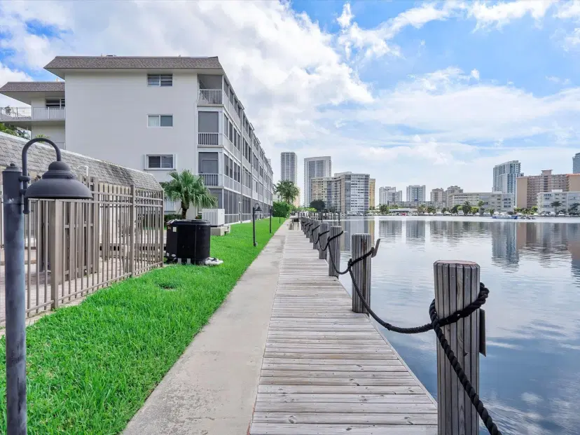 Picture of 2200 Diana Dr 212, Hallandale Beach FL 33009