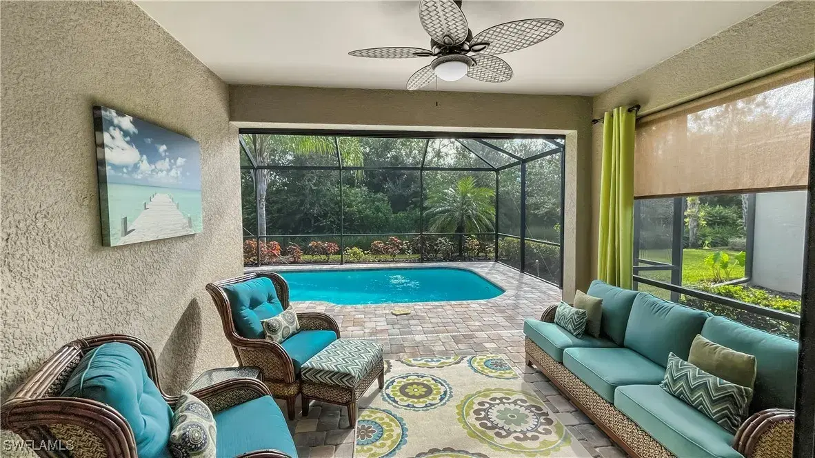 Picture of 7702 Jacaranda Ln, Naples, FL 34114