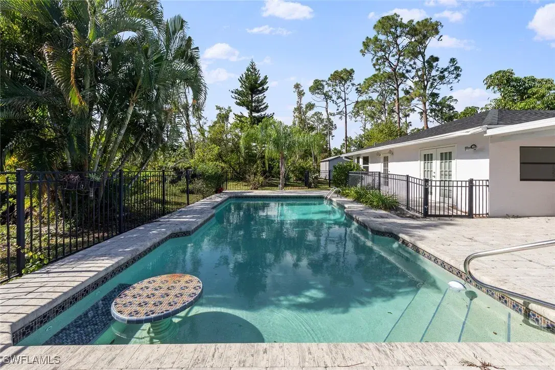 Picture of 19049 Bartow Blvd, Fort Myers, FL 33967
