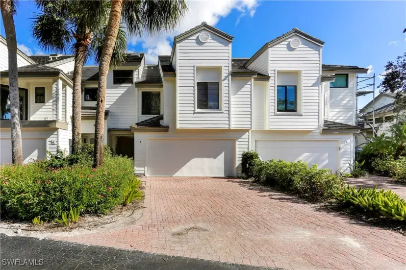 Picture of 27105 Oakwood Lake Dr, Bonita Springs FL 34134