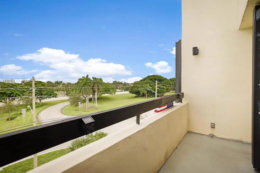 Picture of 1401 S Federal Highway 411, Boca Raton FL 33432