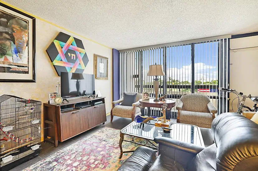 Picture of 1401 S Federal Highway 411, Boca Raton FL 33432