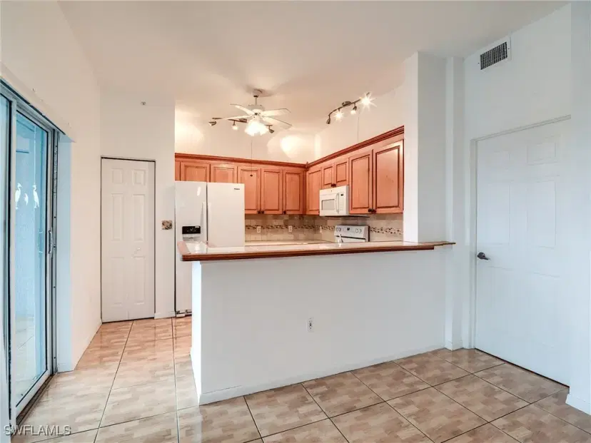 Picture of 22700 Island Pines Way 502, Fort Myers Beach FL 33931
