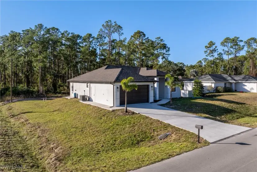 Picture of 701 W 9Th St, Lehigh Acres FL 33972