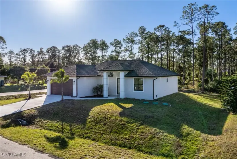 Picture of 701 W 9Th St, Lehigh Acres FL 33972
