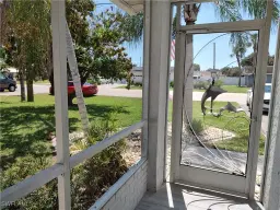 Picture of 9295 San Carlos Blvd, Fort Myers, FL 33967