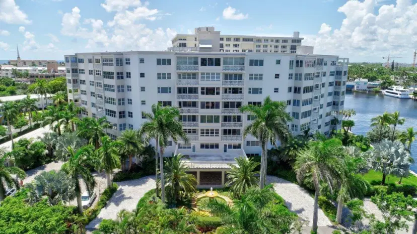 Picture of 1000 Lowry Street 1F, Delray Beach FL 33483
