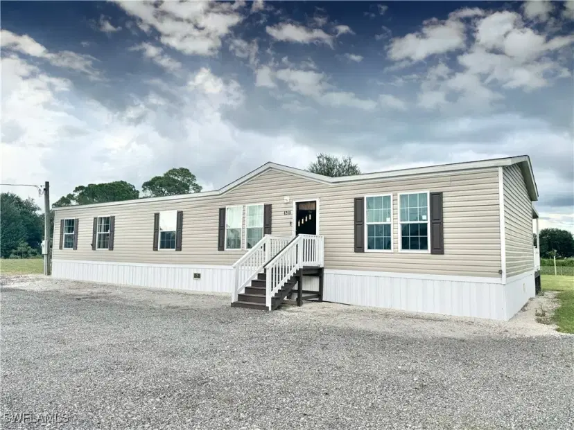 Picture of 1255 Naples Ave, Clewiston FL 33440