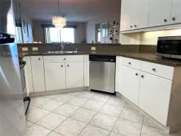 Picture of 7727 Southampton Ter 303, Tamarac, FL 33321