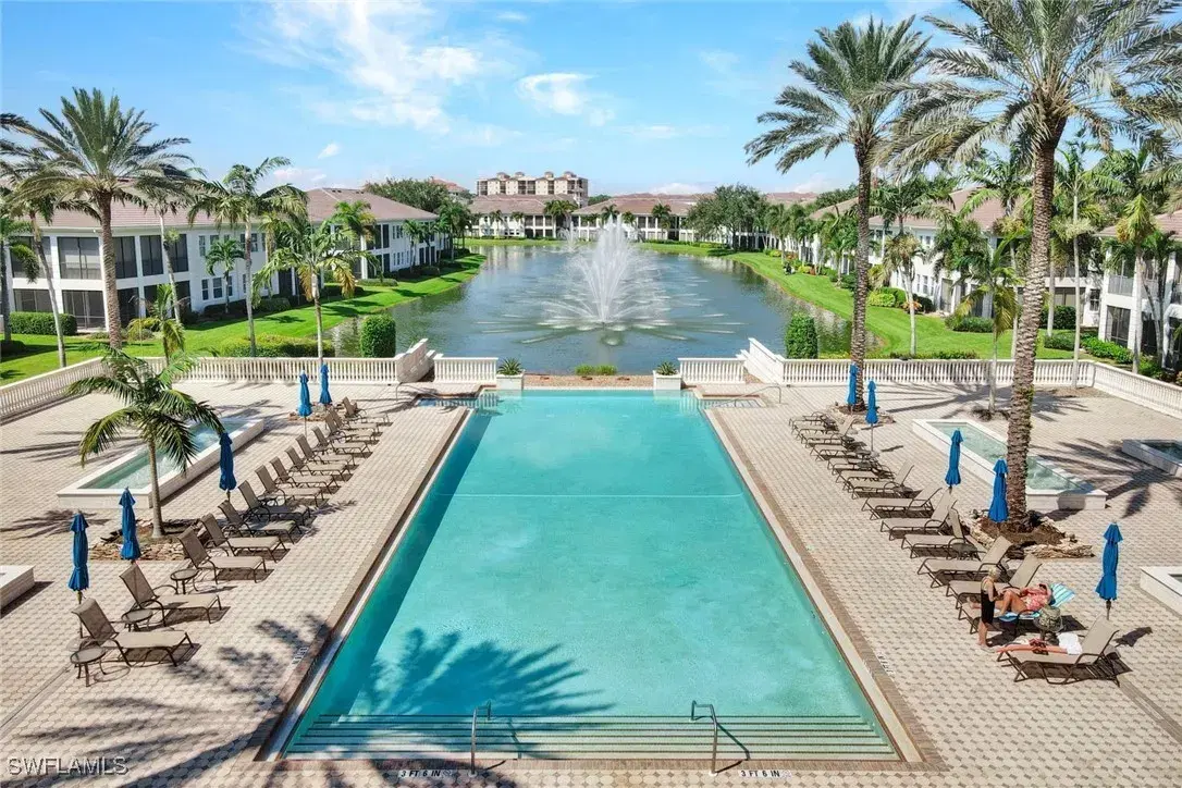 Picture of 571 Avellino Isles Cir 27102, Naples, FL 34119