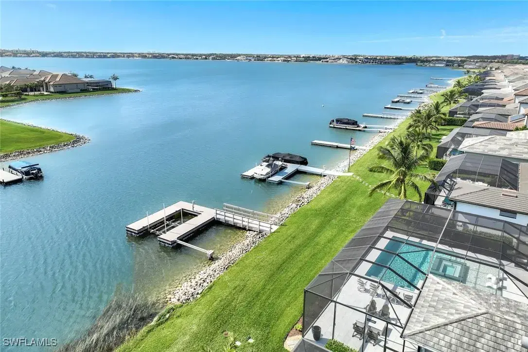 Picture of 11501 Venetian Lagoon Dr, Fort Myers, FL 33913