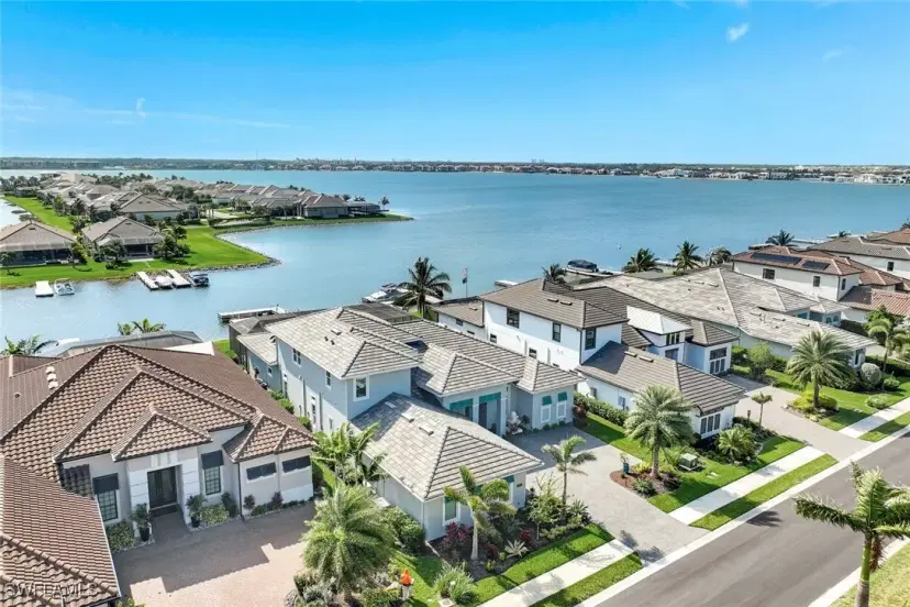 Picture of 11501 Venetian Lagoon Dr, Fort Myers FL 33913