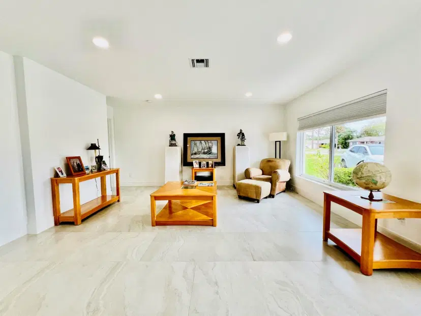 Picture of 4695 Juniper Lane, Palm Beach Gardens FL 33418