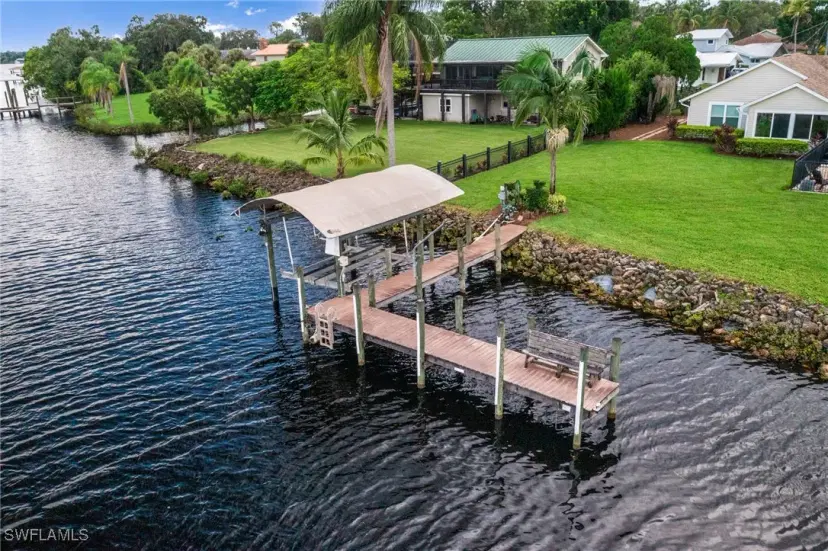 Picture of 2110 Sebastian Ct, Alva FL 33920