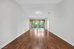Picture of 735 Luisa Ln 4, Naples, FL 34104