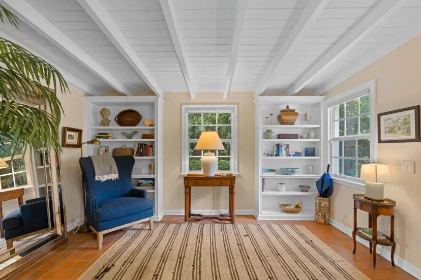 Picture of 733 Sunset Road, West Palm Beach FL 33401
