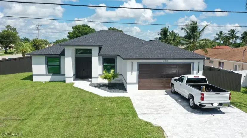 Picture of 2419 Country Club Blvd, Cape Coral FL 33990