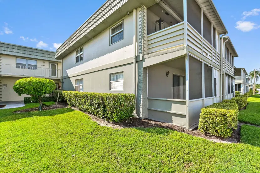 Picture of 538 Monaco L, Delray Beach FL 33446