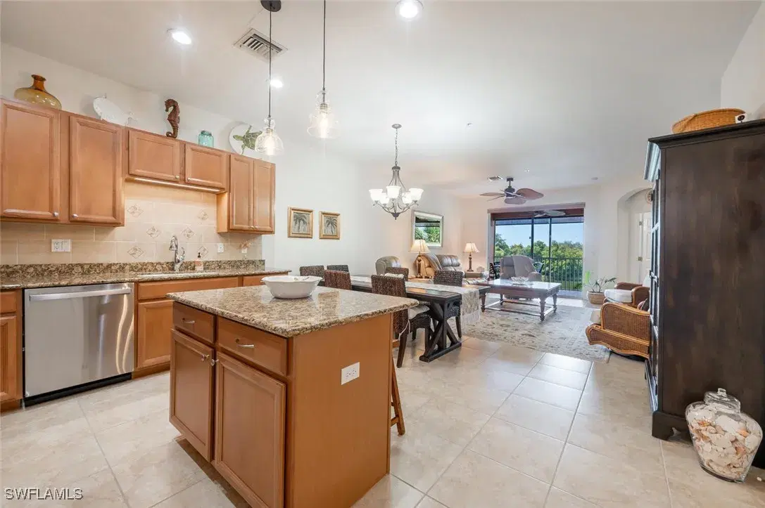Picture of 9631 Spanish Moss Way 3932, Bonita Springs, FL 34135