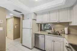 Picture of 1828 Pine Valley Dr 101, Fort Myers, FL 33907