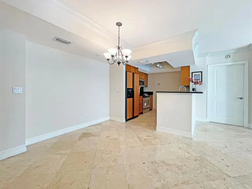 Picture of 99 SE Mizner Boulevard 445, Boca Raton FL 33432