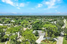 Picture of 521 Piper Blvd, Naples, FL 34110