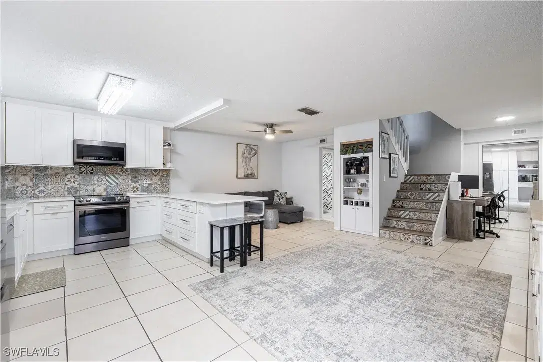 Picture of 5590 Woodrose Ct 1, Fort Myers, FL 33907