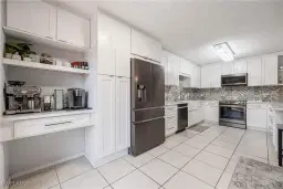 Picture of 5590 Woodrose Ct 1, Fort Myers, FL 33907