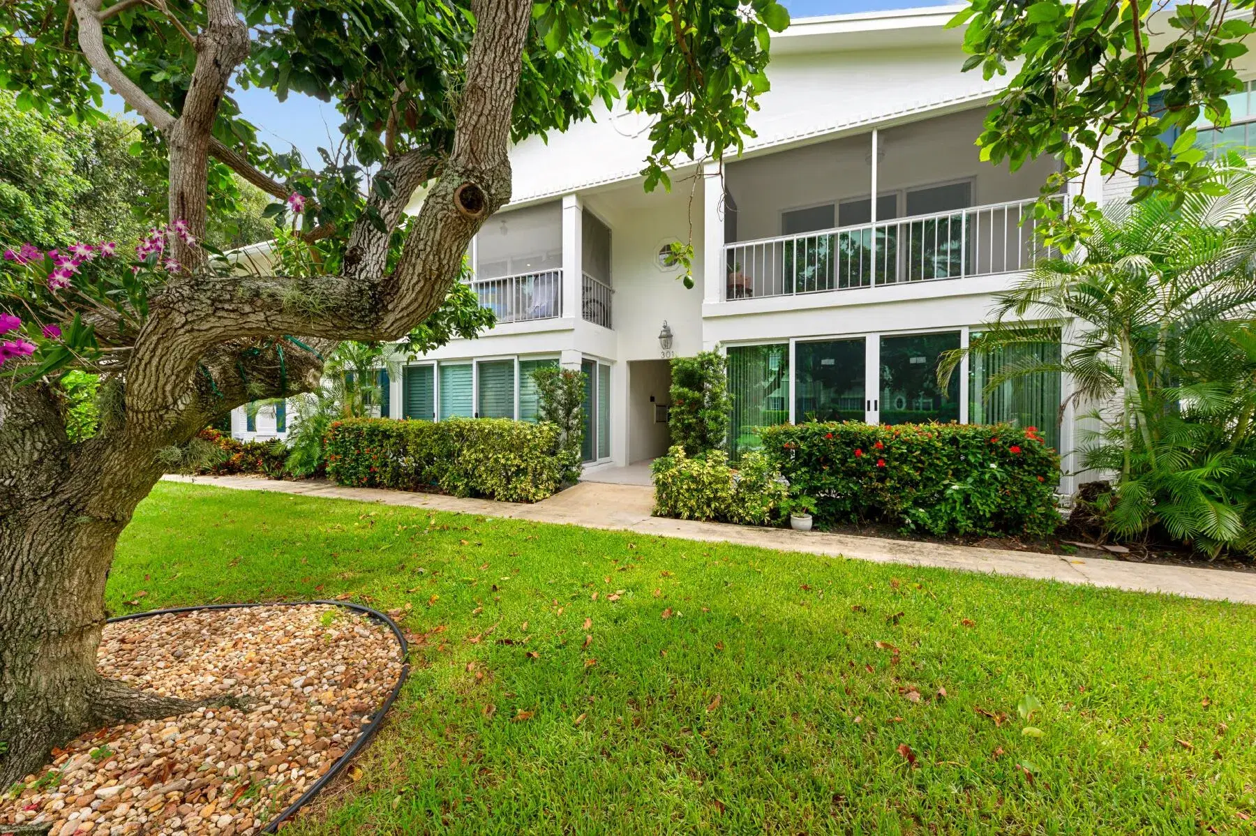 Picture of 301 Venetian Drive 15, Delray Beach, FL 33483