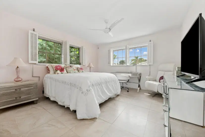 Picture of 301 Venetian Drive 15, Delray Beach FL 33483
