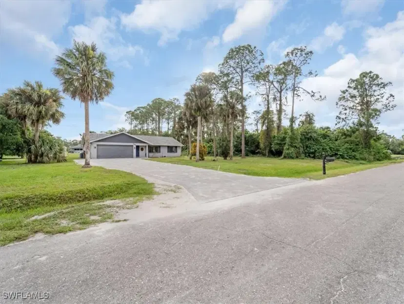 Picture of 406 Fifth Ave, Lehigh Acres FL 33972