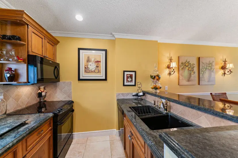 Picture of 119 Club Drive, Palm Beach Gardens FL 33418