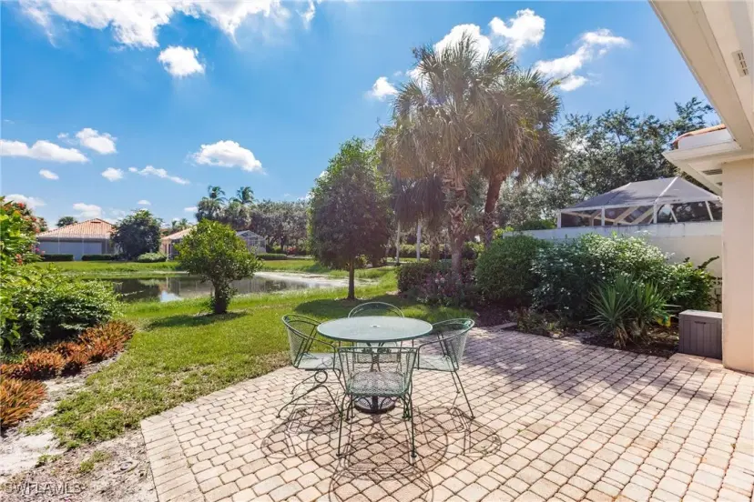 Picture of 4054 Los Altos Ct, Naples FL 34109
