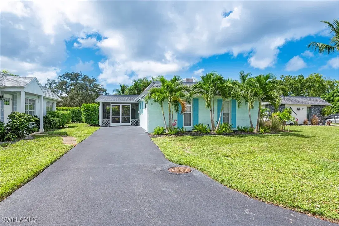 Picture of 30 Kings Rd A-39, Naples, FL 34112