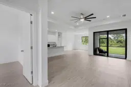 Picture of 604 Lake Ave, Lehigh Acres, FL 33972