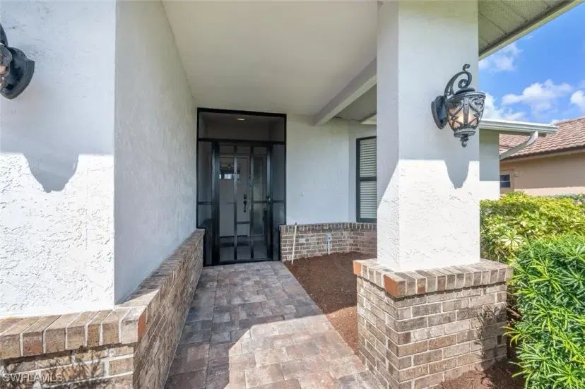 Picture of 221 Saint James Way, Naples FL 34104