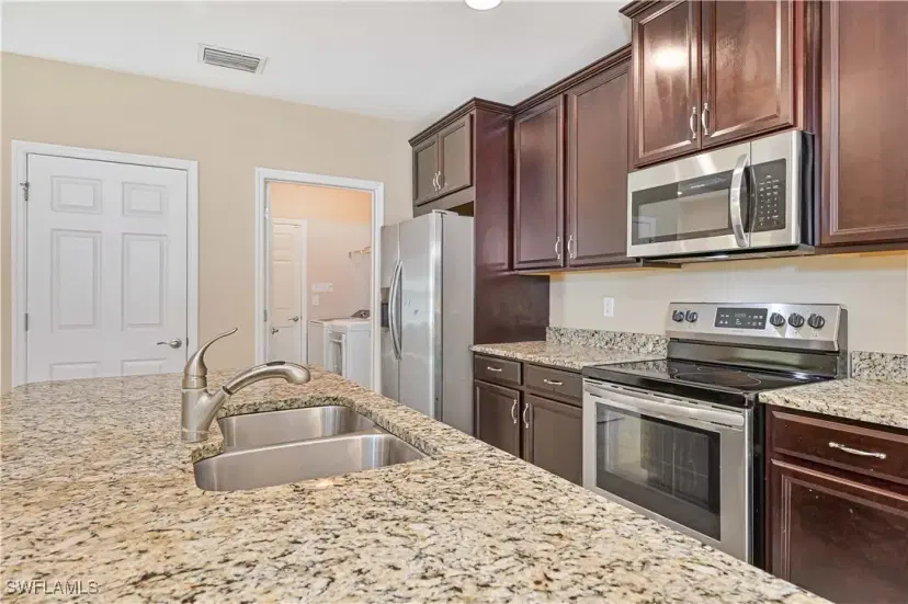 Picture of 4346 Dutchess Park Rd, Fort Myers FL 33916