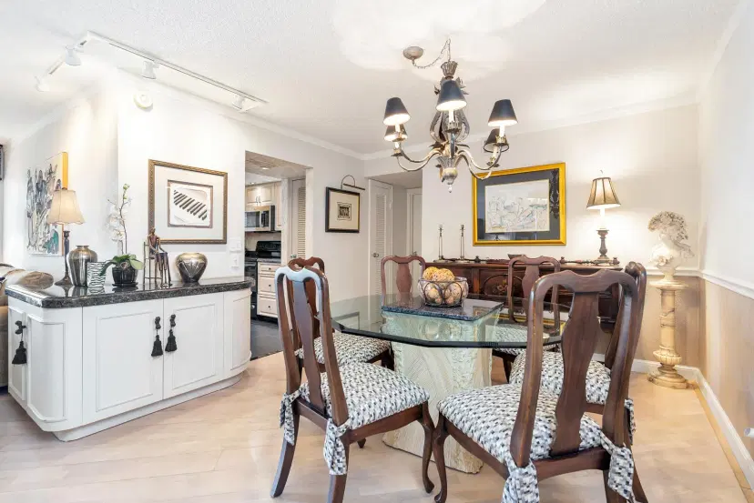 Picture of 3200 S Ocean Boulevard A504, Palm Beach FL 33480