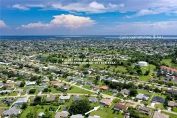 Picture of 3908 SE 3Rd Ave, Cape Coral, FL 33904