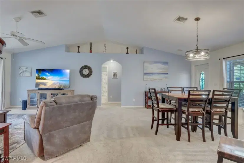 Picture of 3417 W Gator Cir, Cape Coral FL 33909