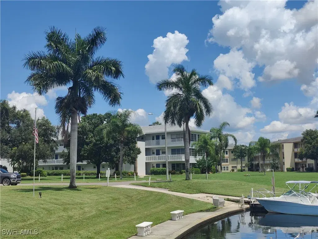 Picture of 1434 Tropic Ter 1434, North Fort Myers, FL 33903