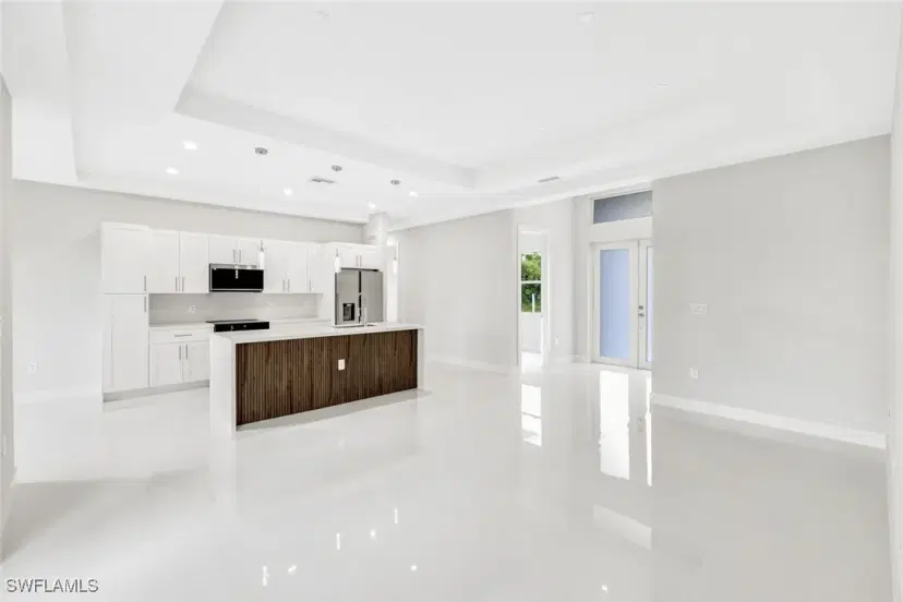 Picture of 1033 Marshall Ave E, Lehigh Acres FL 33974
