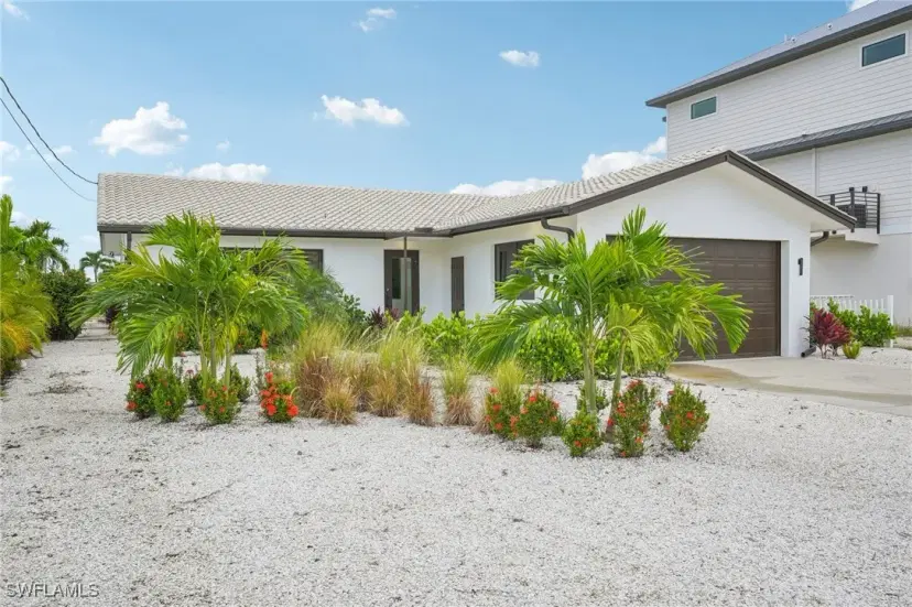 Picture of 268 Ibis St, Fort Myers Beach FL 33931