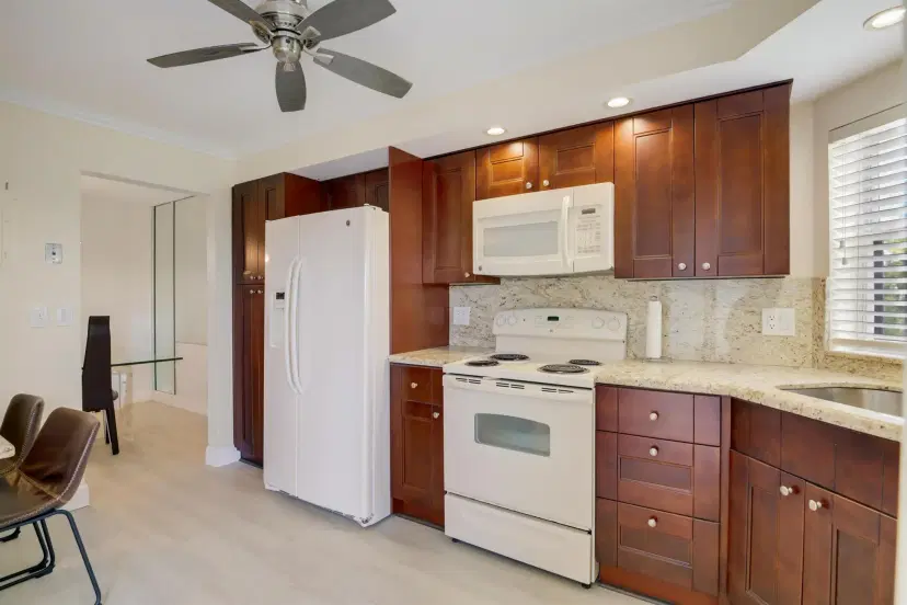 Picture of 3593 Birdie Drive 507, Lake Worth FL 33467