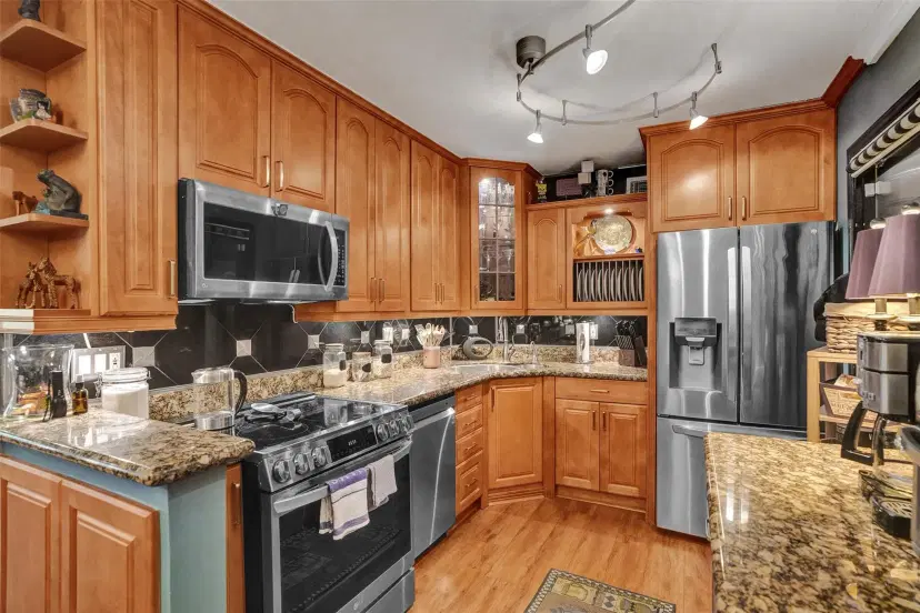 Picture of 140 NE 19Th Ct 220E, Wilton Manors FL 33305