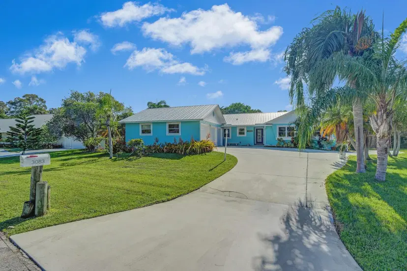 Picture of 3083 SE Quanset Circle, Stuart FL 34997